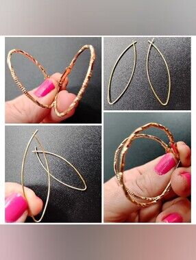NWT Glitzy Glimmering Gold Earring Set